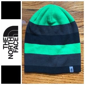 ⭐️Host Pick⭐️ North Face Beanie Like New!